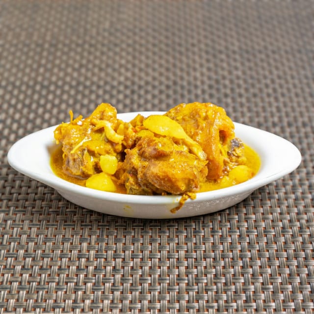 Brown Stew Chicken Only.